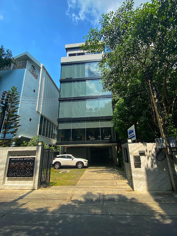 DHT Hair Clinic logo