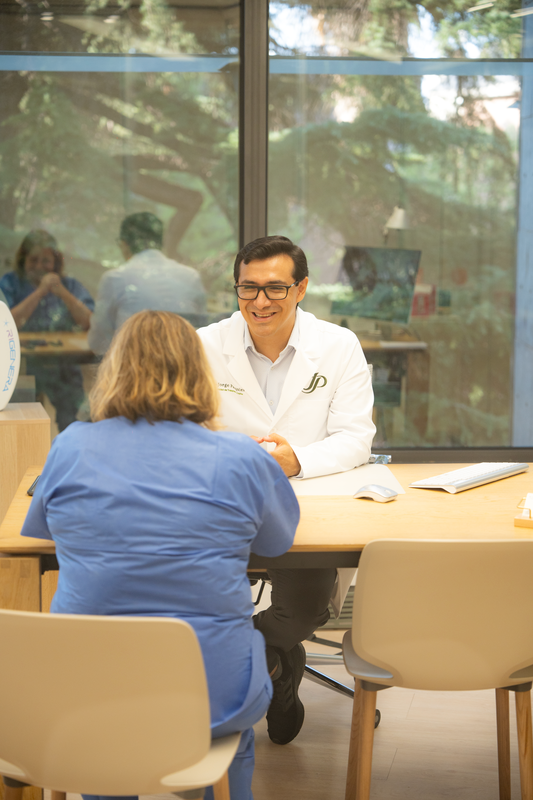 Dr Jorge Pasquier logo