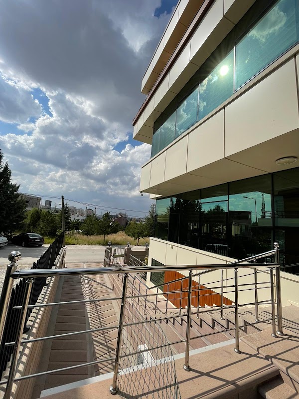 Dr. Muhammet ÖZGEHAN logo