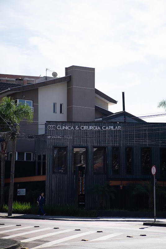 Dr. Rafael Magacho | Clínica de Transplante Capilar logo