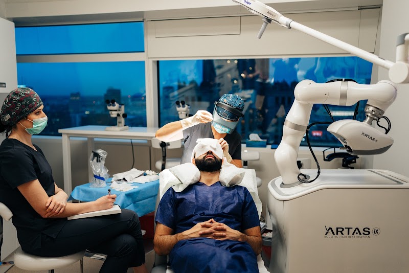 Dr Turowski Warszawa - Klinika Przeszczepu Włosów ARTAS iX logo