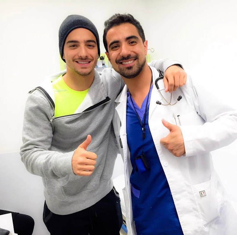 implantes de cabello bogota logo