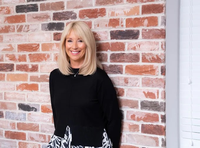 Lucinda Ellery Hair Replacement Los Angeles logo