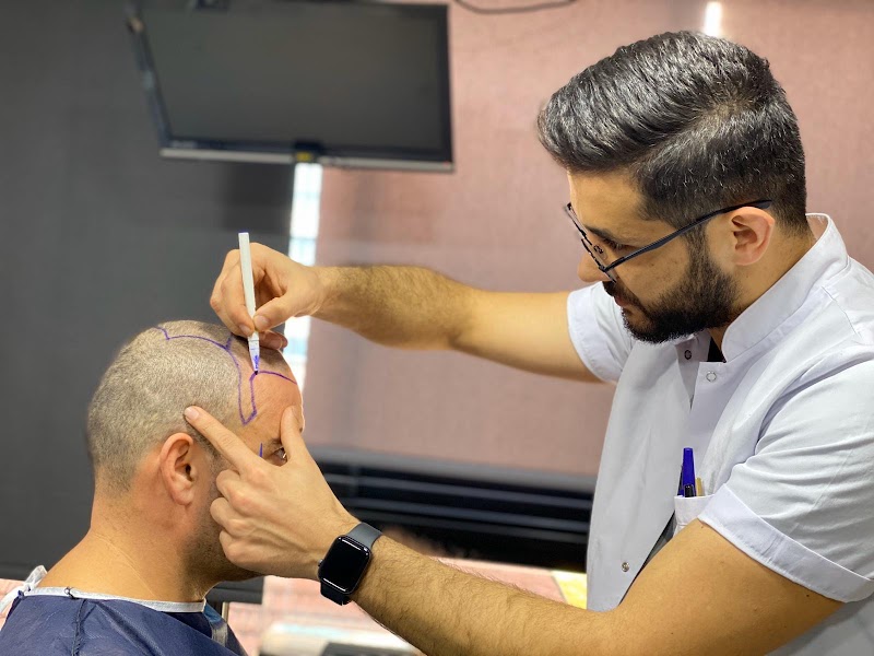 Master Hair Transplant logo