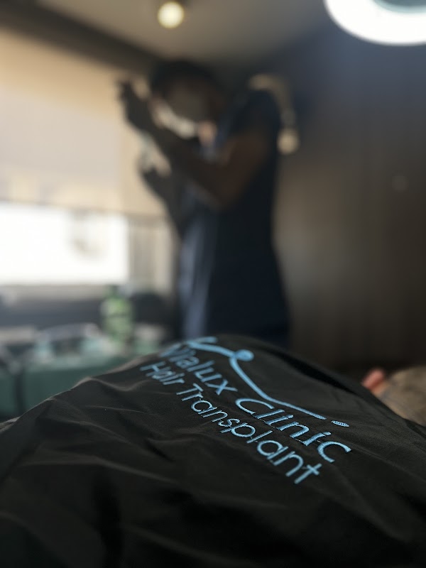 Vialux Hair Transplant | Ankara Saç Ekimi logo